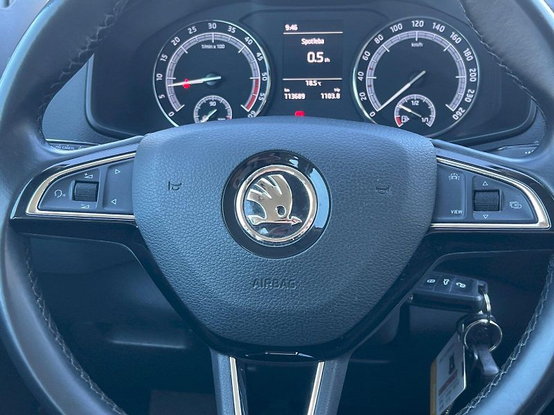 Škoda Karoq (2019) Ambition 1.6TDi 85kW 6°manuáln - fotka 21 z 30