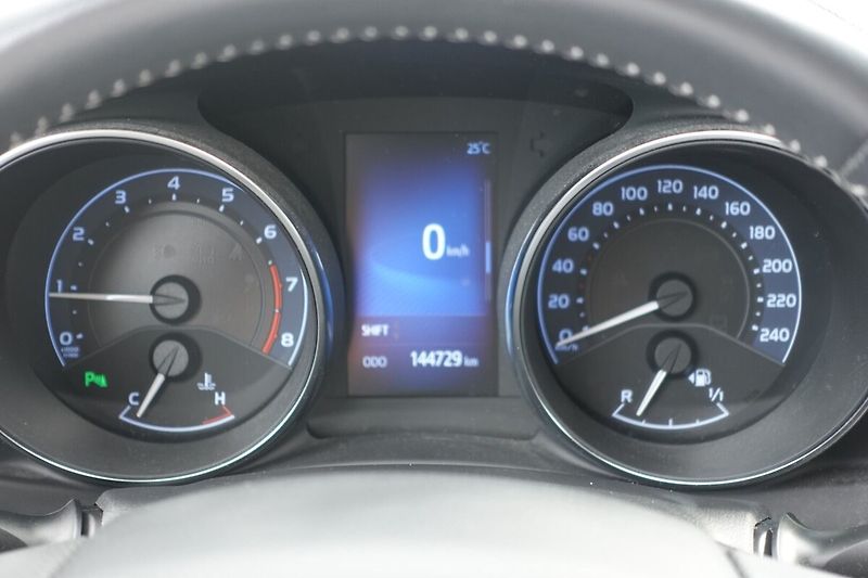 Toyota Auris 1.6VVTi 6M/T BO Active Trend - fotka 23 z 32
