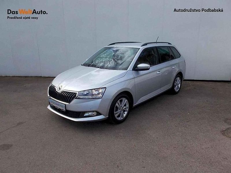 Škoda Octavia Combi třetí generace je nejžádanější na trhu ojetin.