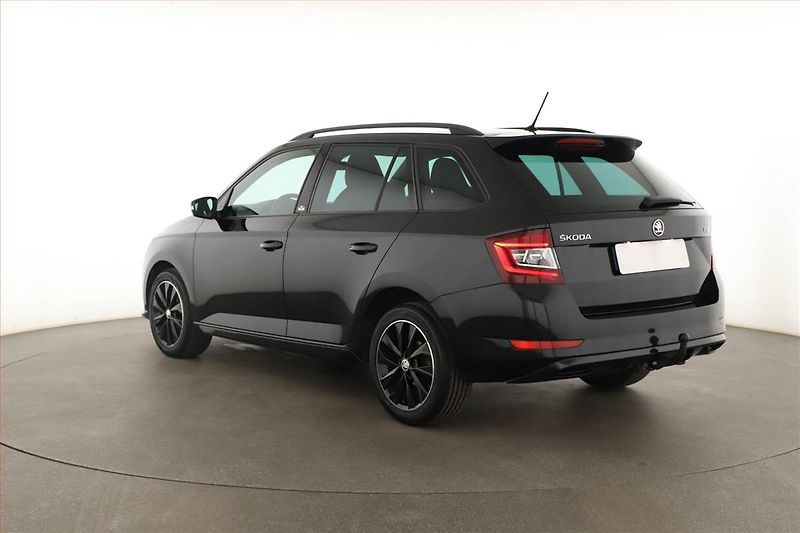 Škoda Fabia (2019) Monte Carlo 1.0 TSI - fotka 4 z 17