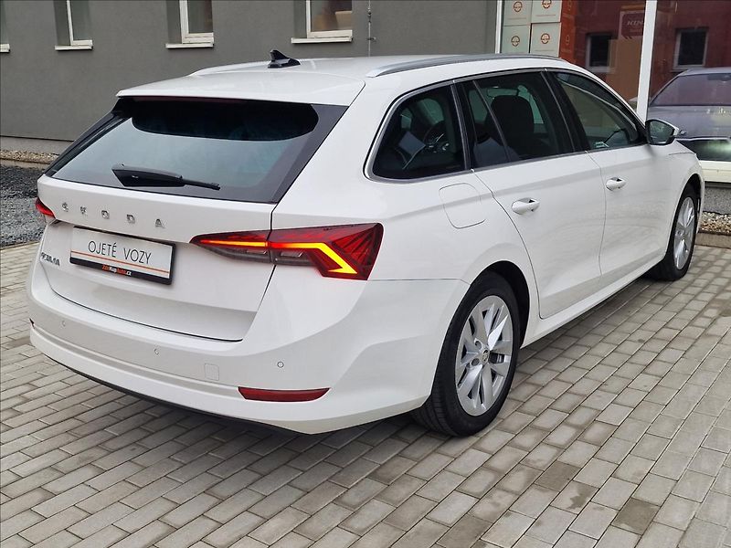 Škoda Octavia 1.5TSI G-Tec DSG Style,1.Maj. - fotka 10 z 50