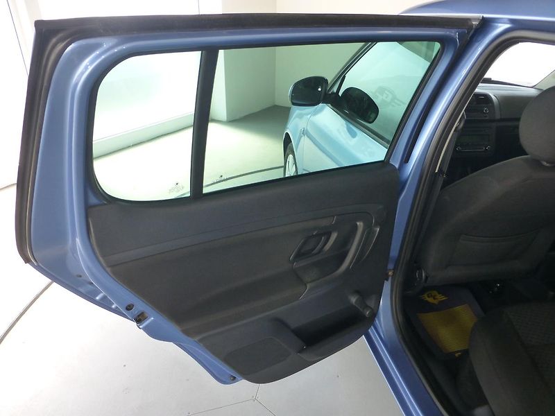 Škoda Fabia (2013) 1,2TSI*63KW**CLIMATRONIC* - fotka 12 z 26