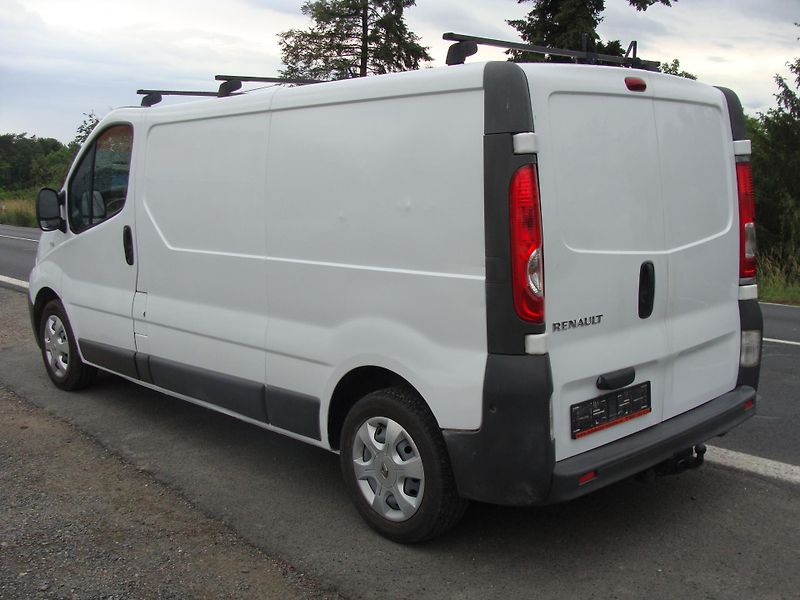 Renault Trafic 2.0 DCi L2H1, 66 kW, tažné - fotka 3 z 22