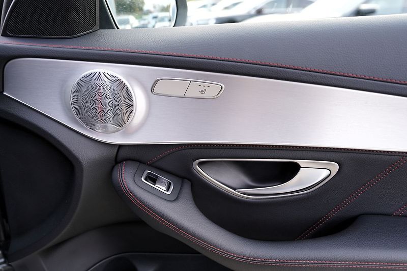 Mercedes-Benz Třídy C C43 AMG 4Matic/ČR/Performance - fotka 17 z 42