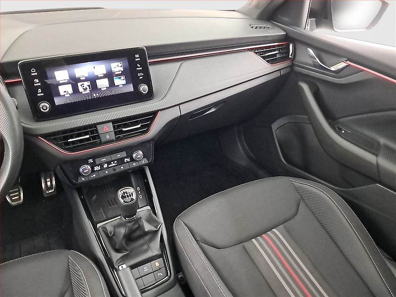 Škoda Kamiq (2025) 1.0 TSI - fotka 8 z 20