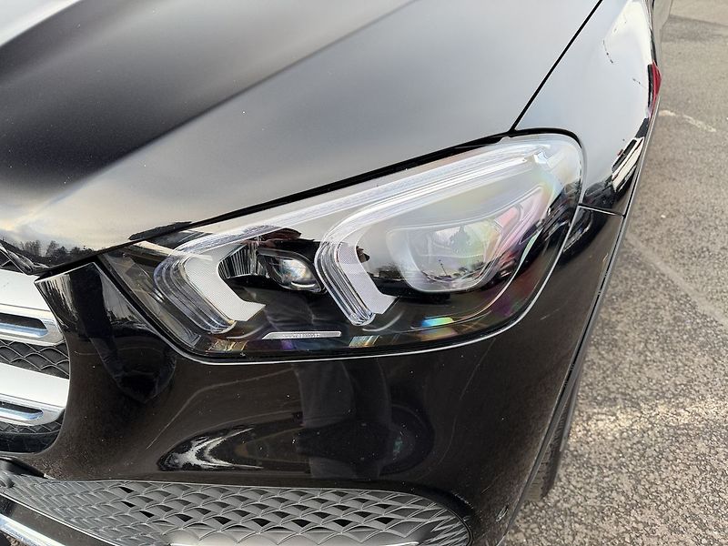 Mercedes-Benz GLE 400d 4MATIC - fotka 9 z 29
