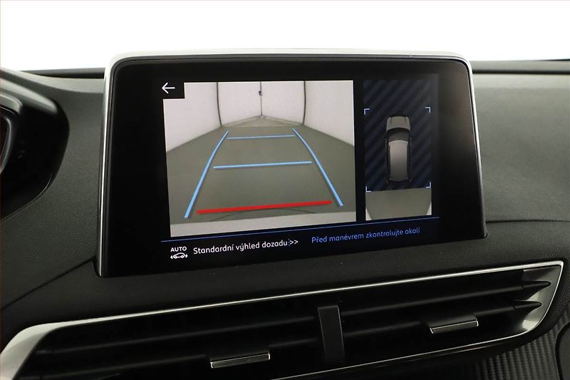 Peugeot 3008 (2020) 1.5 BlueHDi, Automat, Kůže - fotka 10 z 20