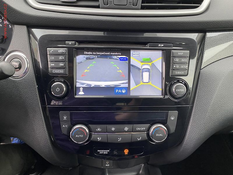 Nissan X-Trail (2015) 1.6dCi, Tekna, TZ, panor - fotka 17 z 17