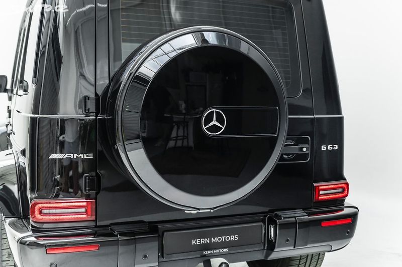Mercedes-Benz Třídy G G63 AMG*CZ*Karbon*22kola*TV - fotka 32 z 46