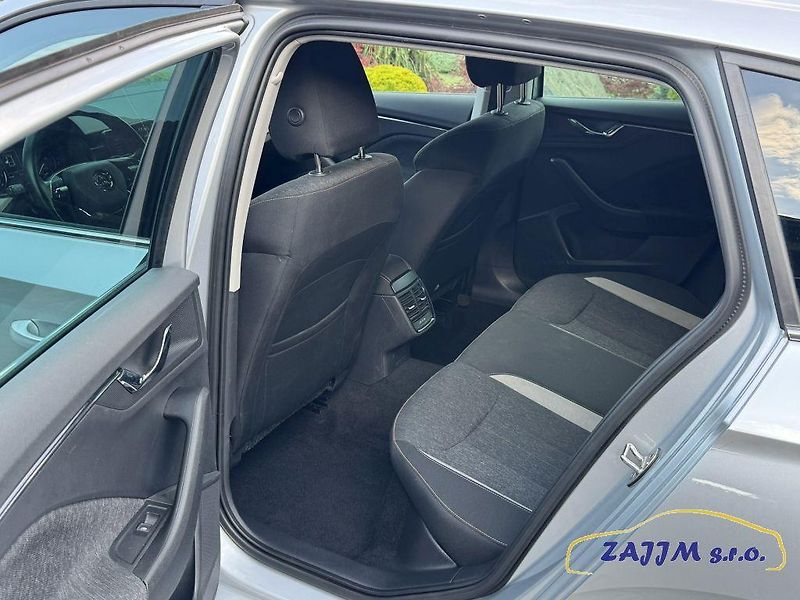 Škoda Scala Style 1.5TSi 110kw DSG - fotka 28 z 41