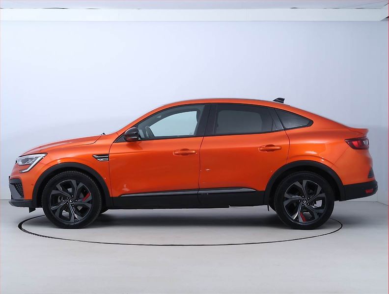 Renault Arkana (2022) R.S.Line E-Tech - fotka 3 z 21