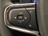 Volvo XC40 (2025) B3 AUT DARK PLUS - náhled 31