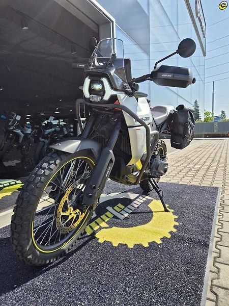 Can-Am (2025) ORIGIN 73' 35kW - fotka 10 z 23