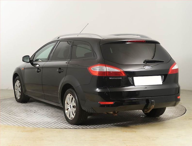 Ford Mondeo (2008) Trend 2.0 16V, Serv.kniha - fotka 4 z 17