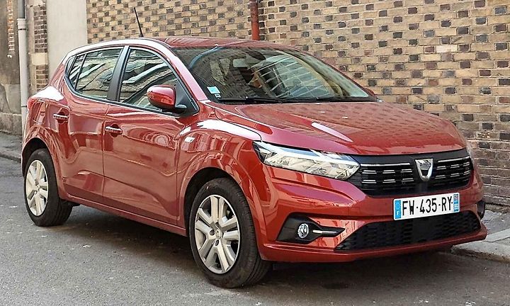 Současná generace Sandera už podle hodnocení nevykazuje výrazné slabiny v zavěšení náprav.