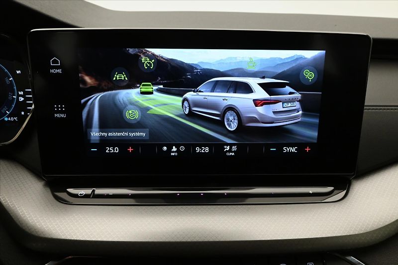 Škoda Octavia 2,0 TDI 110kW DSG Ambiente Zár - fotka 20 z 32