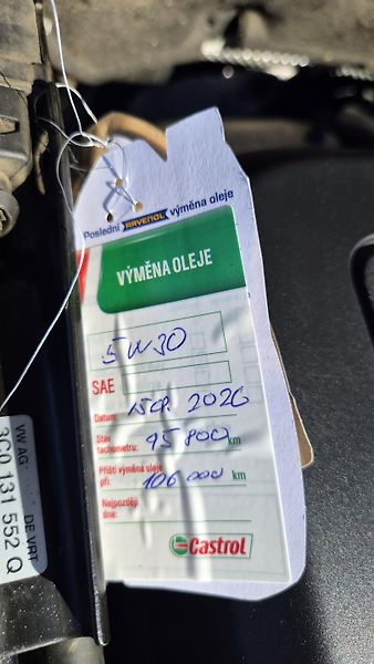Škoda Yeti 2,0TDi 4x4 DSG 125KW TOP! - fotka 17 z 22