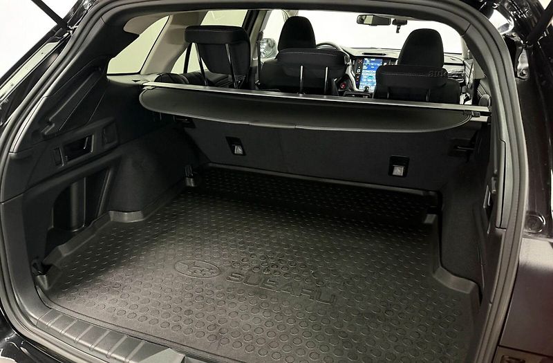 Subaru Outback 2.5i 4WD Active - fotka 17 z 17