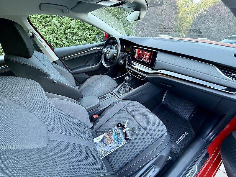 Škoda Octavia (2023) 1.5TSi 110kW STYLE Koup.ČR  - fotka 4 z 16