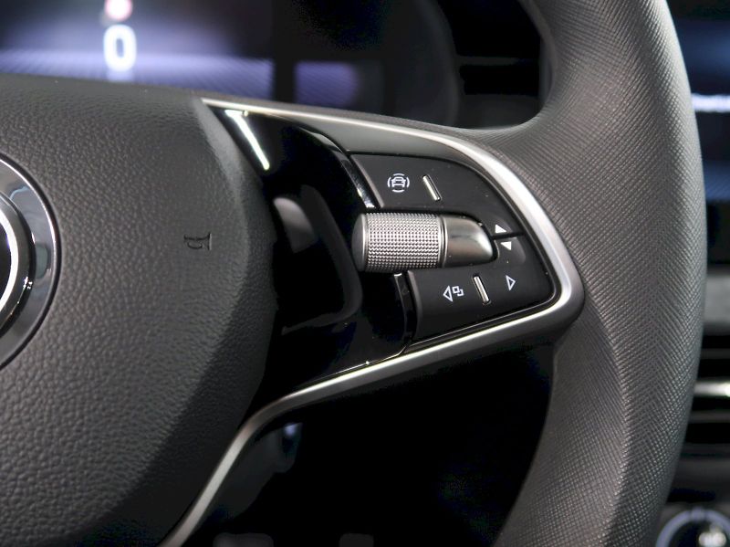Škoda Kamiq (2024) SELECTION 1.0TSI 85KW - fotka 21 z 38