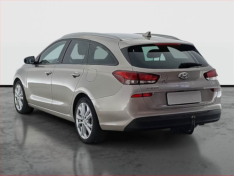 Hyundai i30 (2019) 1.4 T-GDI, Automat, Serv.kniha - fotka 4 z 23