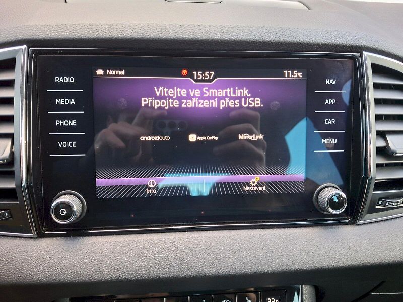 Škoda Karoq (2020) Scout DSG 4x4 2,0TDi 110kW - fotka 26 z 34