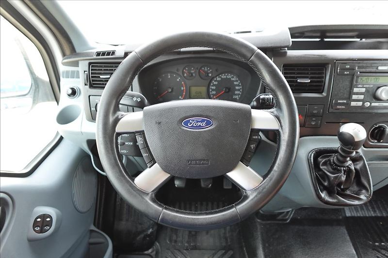 Ford Transit 2,2 TDCi  L3H2 9MÍST BUS KLIMA - fotka 26 z 38