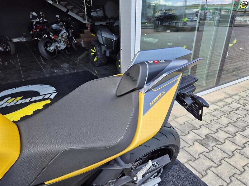 Aprilia Tuono V4 1100 RR (2026) Tuono V4 1100 - AKČNÍ CENA - fotka 16 z 20