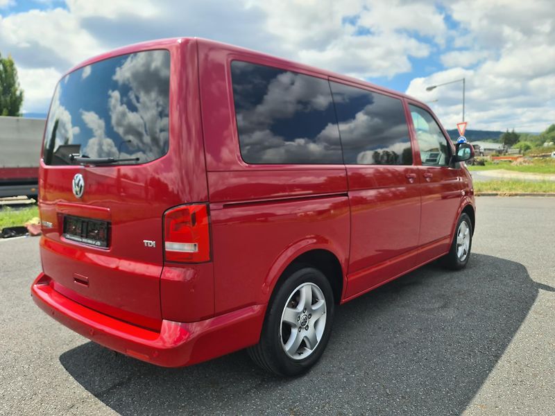 Volkswagen Multivan T5 2.0 TDi 103-KW KLIMA 7-MÍST - fotka 9 z 42