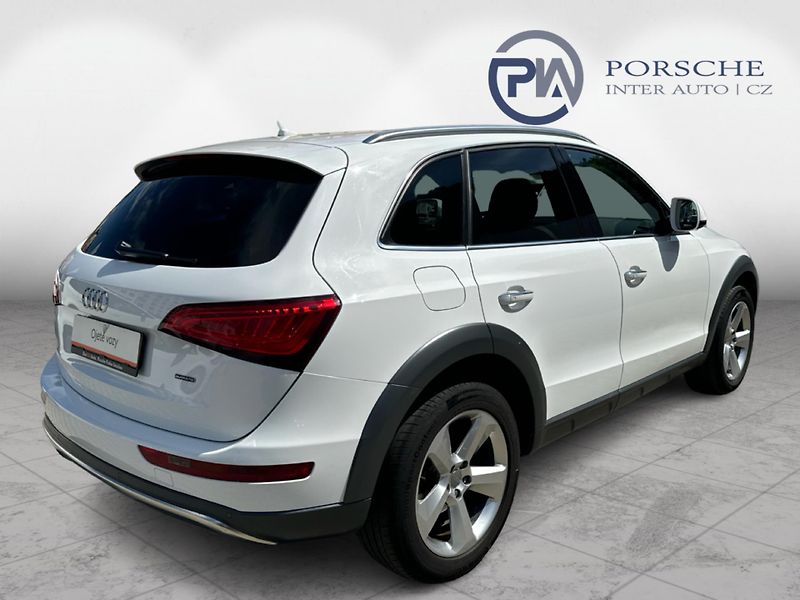 Audi Q5 A 2.0 TDi 140kW S tronic - fotka 6 z 20