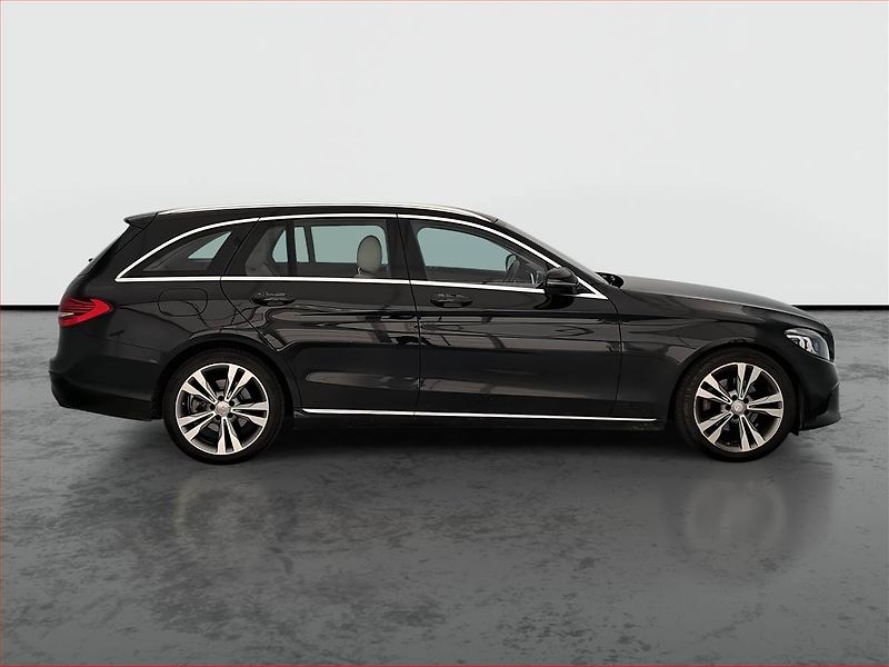 Mercedes-Benz Třídy C (2018) C 220 d, Automat, Kůže, Navi - fotka 6 z 21