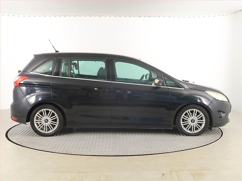 Ford Grand C-MAX (2011) Trend 2.0 TDCi, Automat - fotka 6 z 24