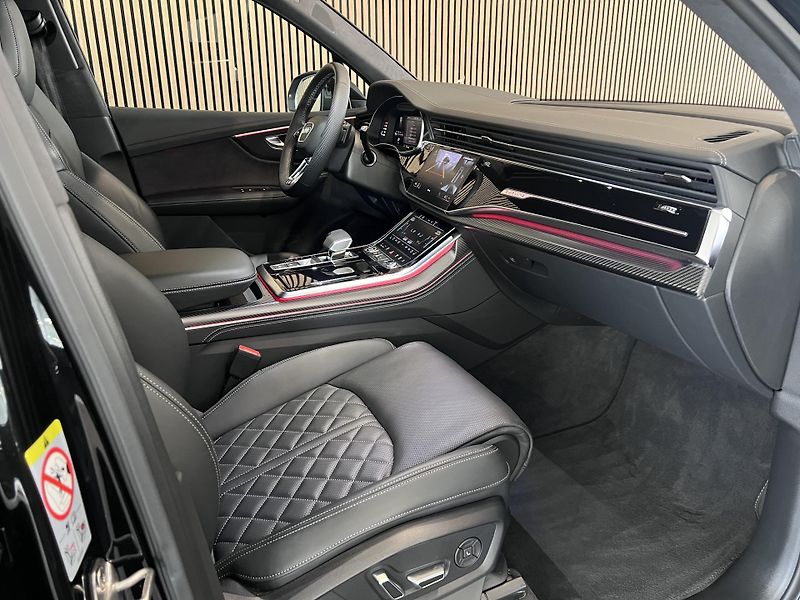 Audi Q7 TDI B&O 3D Carbon Laser Záruka - fotka 16 z 33