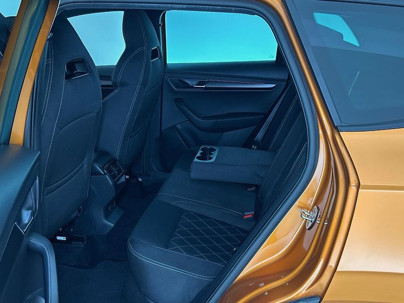 Škoda Karoq SportLine - fotka 8 z 27