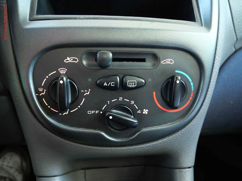 Peugeot 206 (2003) 1.2i, AC, STK4/28 - fotka 14 z 17