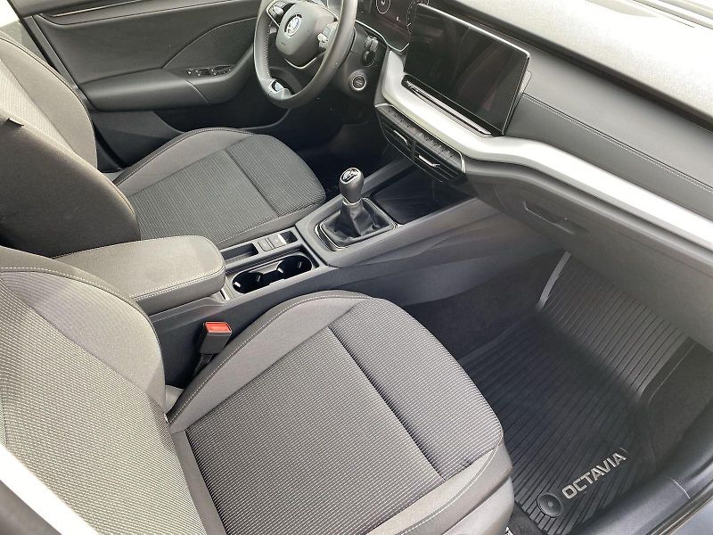 Škoda Octavia (2024) 1.5 TSI Selection - fotka 8 z 31