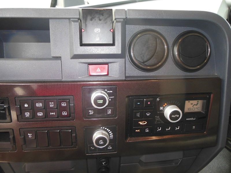 Renault Trucks T T520 COMFORT, LOWDECK, TOP STA - fotka 15 z 19