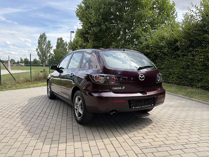 Mazda 3 1.6 Sport Active - fotka 7 z 29