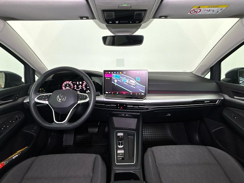 Volkswagen Golf Life DSG - fotka 5 z 28