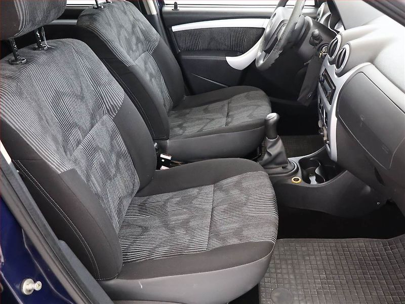 Dacia Sandero (2010) 1.6 MPI, dobrý stav - fotka 7 z 10