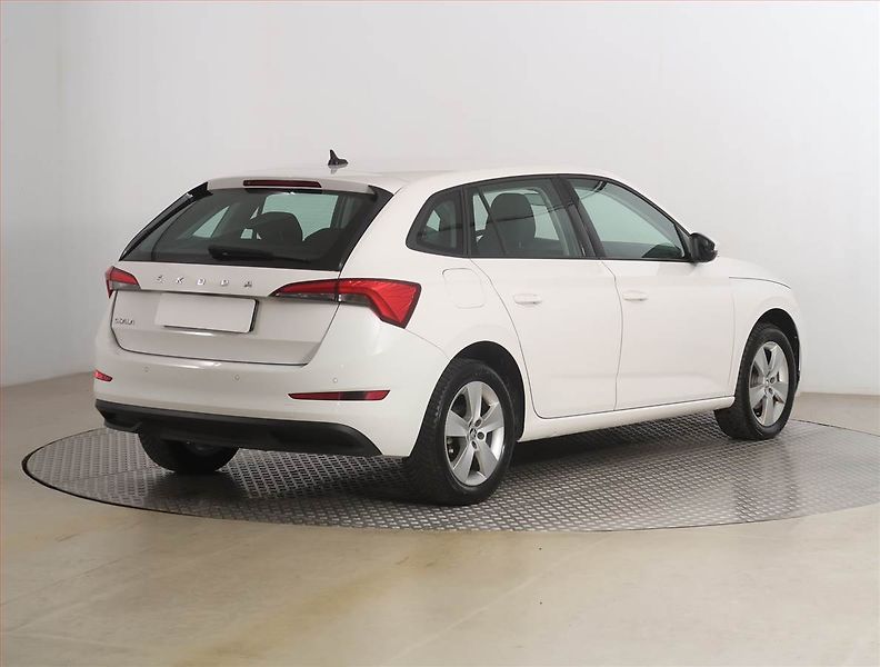 Škoda Scala (2022) Ambition 1.0 TSI, Serv.kniha - fotka 5 z 18