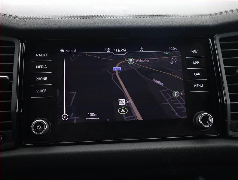 Škoda Kodiaq (2022) 1.5 TSI - fotka 13 z 19