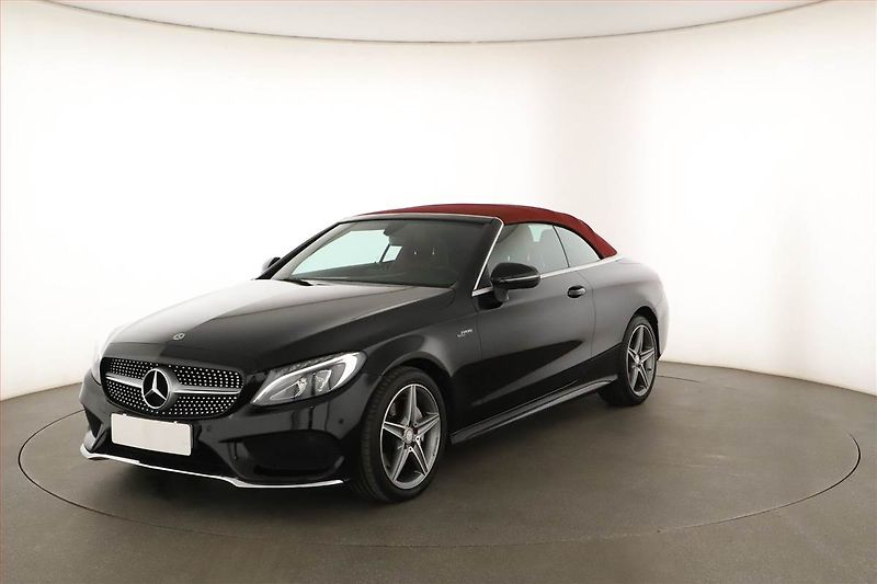 Mercedes-Benz Třídy C (2018) C 220 d 4MATIC - fotka 28 z 31