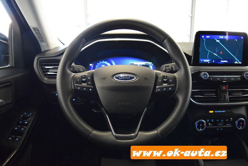 Ford Kuga 2.5 HYBRID TITANIUM 2023  - fotka 27 z 60