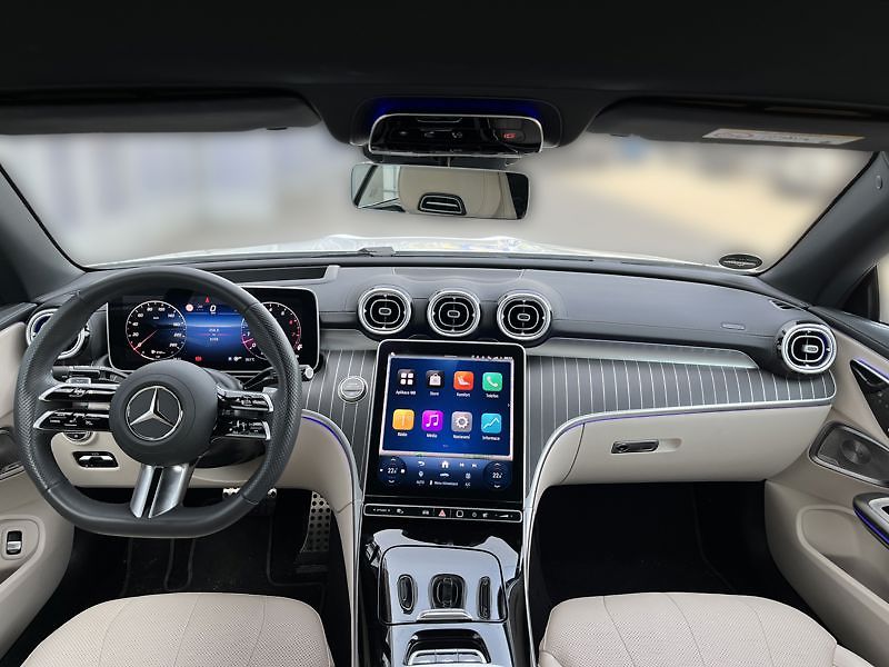 Mercedes-Benz CLE 450 4MATIC kabriolet AMG Line - fotka 13 z 22