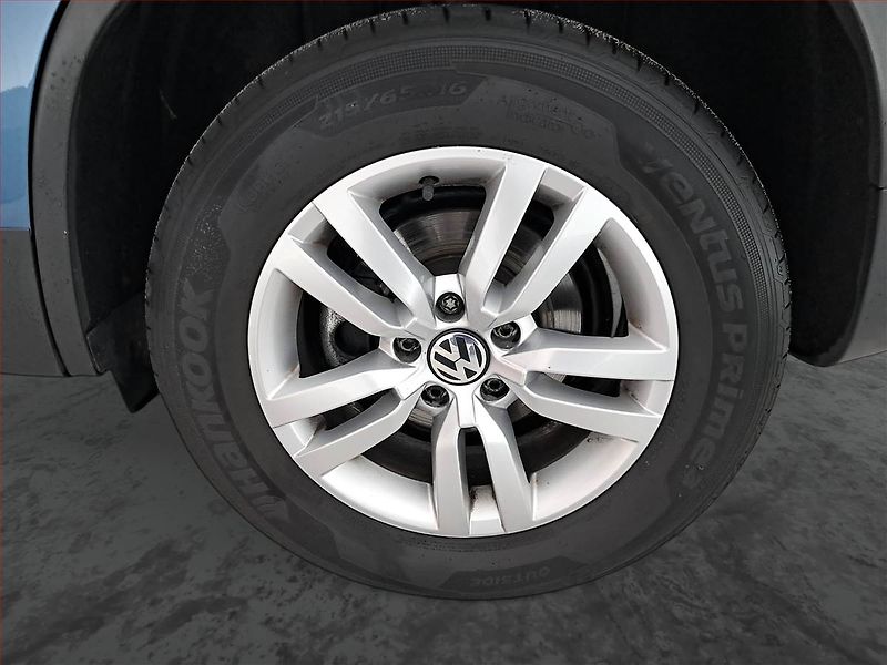 Volkswagen Tiguan (2014) 1.4 TSI, Serv.kniha - fotka 15 z 16