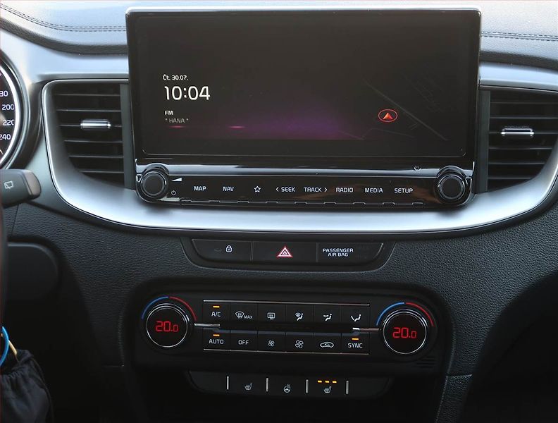 Kia Ceed (2020) 1.4 T-GDI, ČR,1.maj - fotka 12 z 22