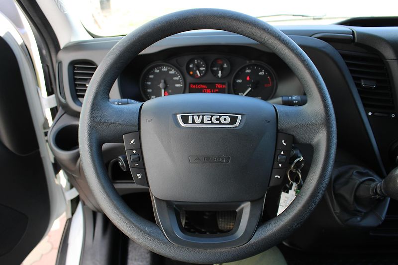 Iveco Daily 35C160 2,3 Skříň+čelo+klima - fotka 13 z 19