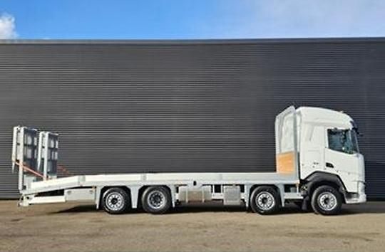 DAF XF (2026) 480 8x2 transport strojů - fotka 9 z 18