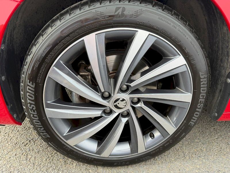 Škoda Octavia (2023) 1.5 TSI 110kW SportLine DSG DC - fotka 35 z 35